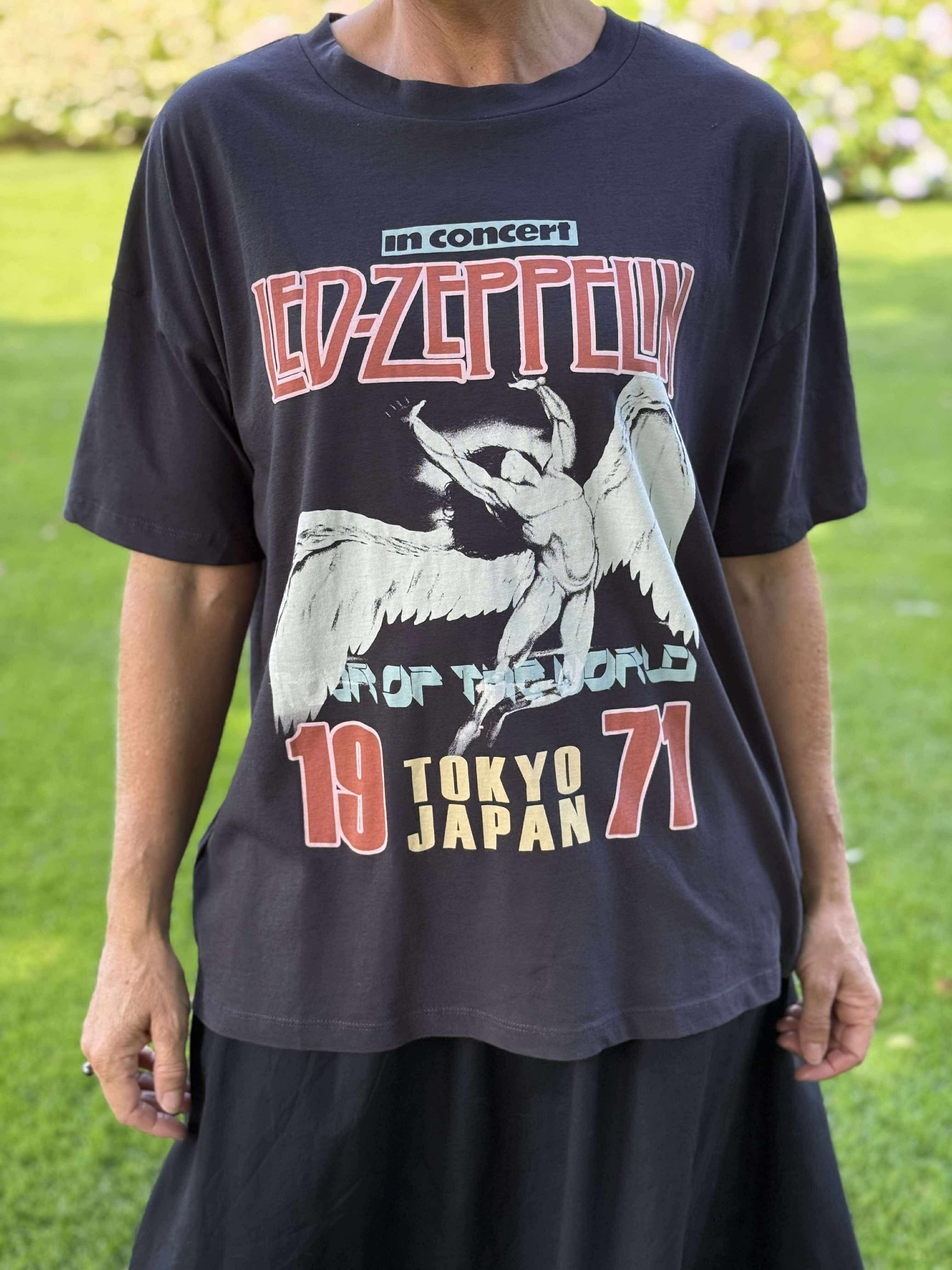 NMIDA T-Shirt - Obsidian